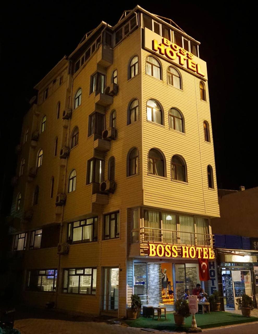 Boss Hotel 1