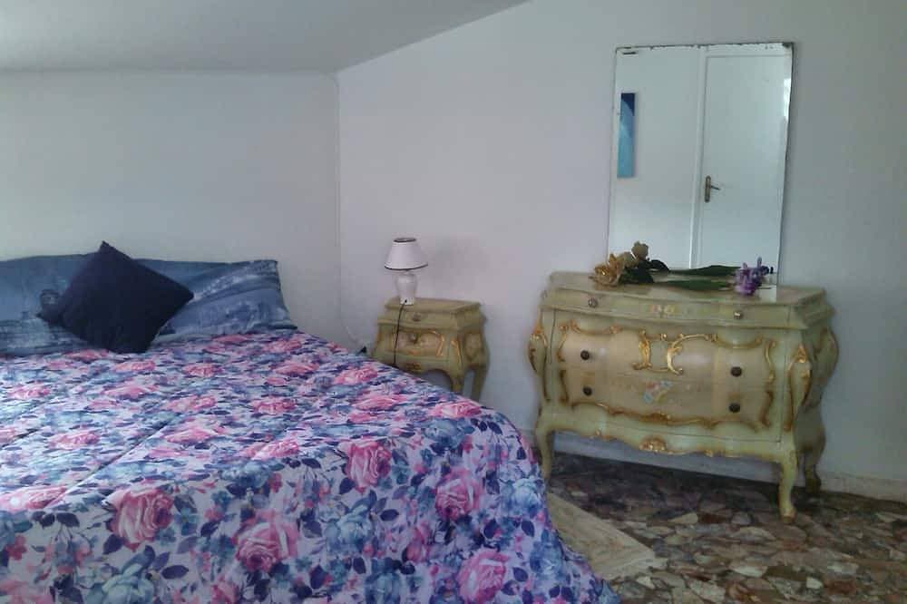 Foto 5 von 29: Gardasee: Penthouse Garten mit Blick auf den See in Peschiera Graditi Tiere