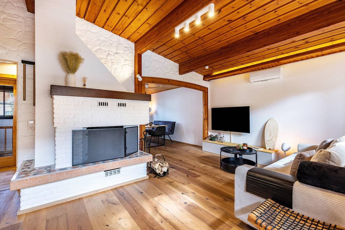 Foto 3 von 31: Ferienhaus 'La Casa Holzwiesen' mit privater Terrasse, privatem Garten und WLAN