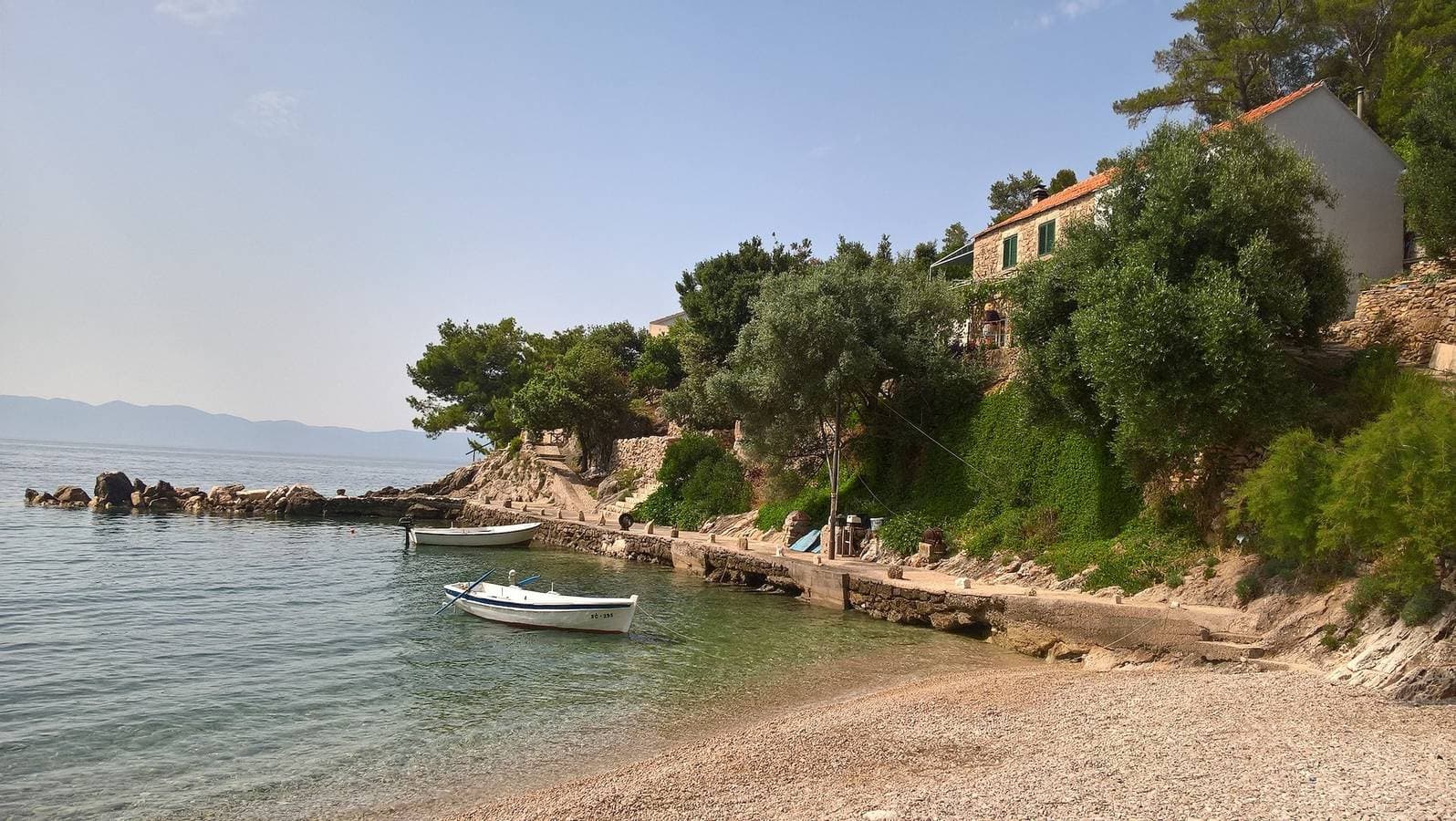 Foto 2 von 30: 1-Zimmer-Ferienwohnung am Strand Bucht Torac (Hvar) A-4875-b