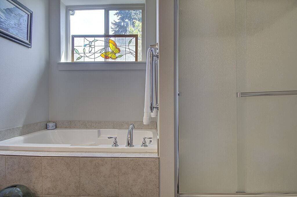 Foto 4 von 25: Beautiful & pet friendly! Close to Downtown and Hwy