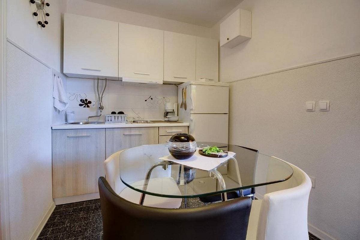 Foto 6 von 11: 2-Zimmer-Ferienwohnung mit Terrasse Mali Losinj -a