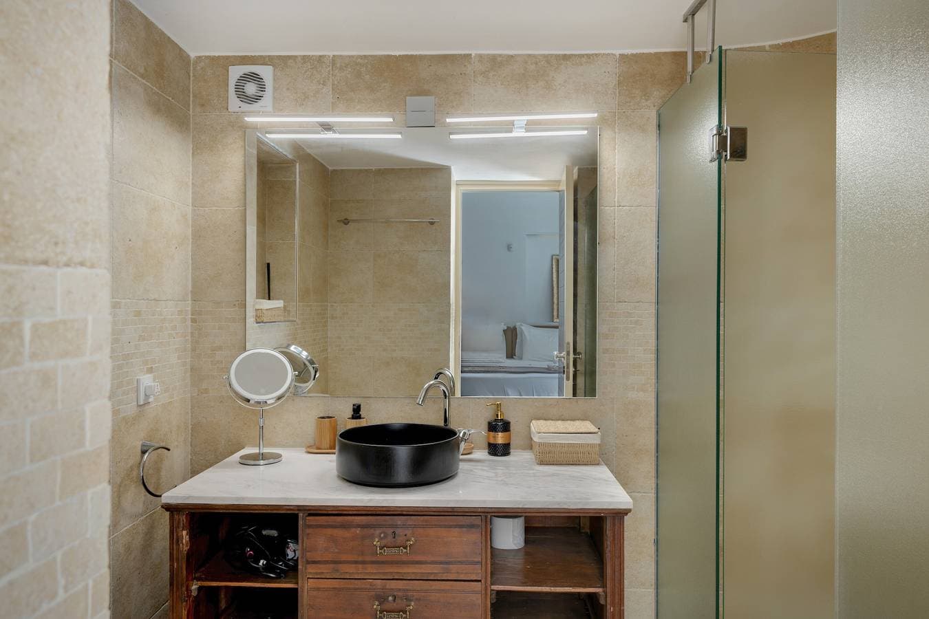 Foto 5 von 27: Villa 'Blueros Luxury' mit Meerblick, WLAN und Klimaanlage