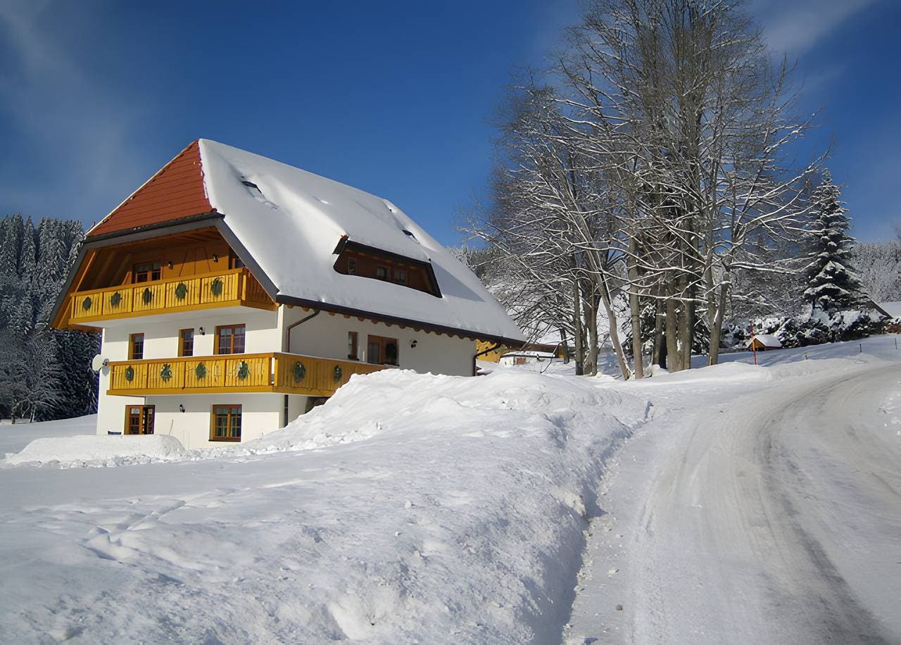 Foto 5 von 20: Ferienhaus 'Häusle Nr 1' mit Gemeinschaftsgarten, Balkon