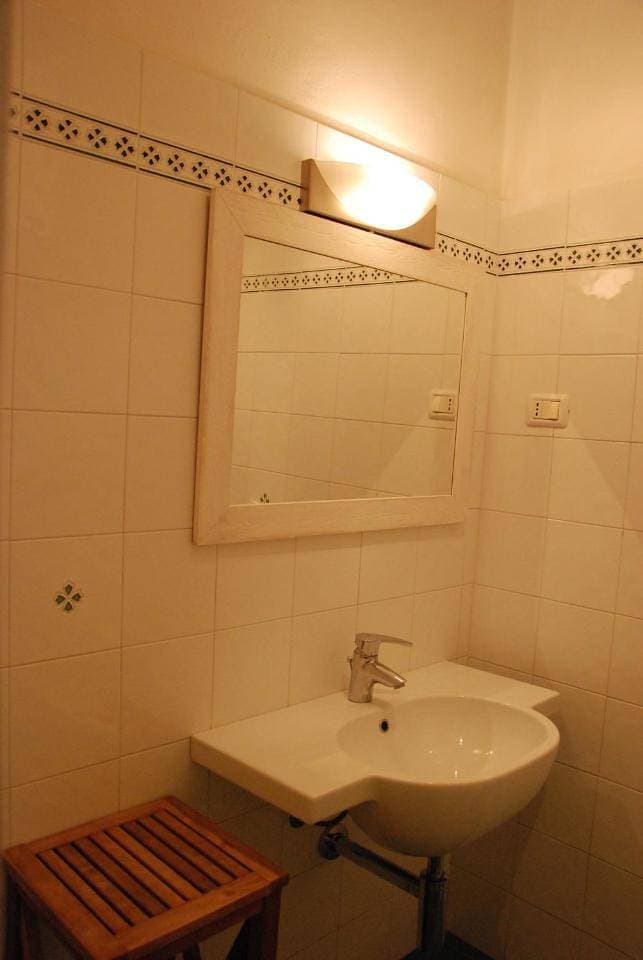 Foto 8 von 26: One-Bedroom Apartment