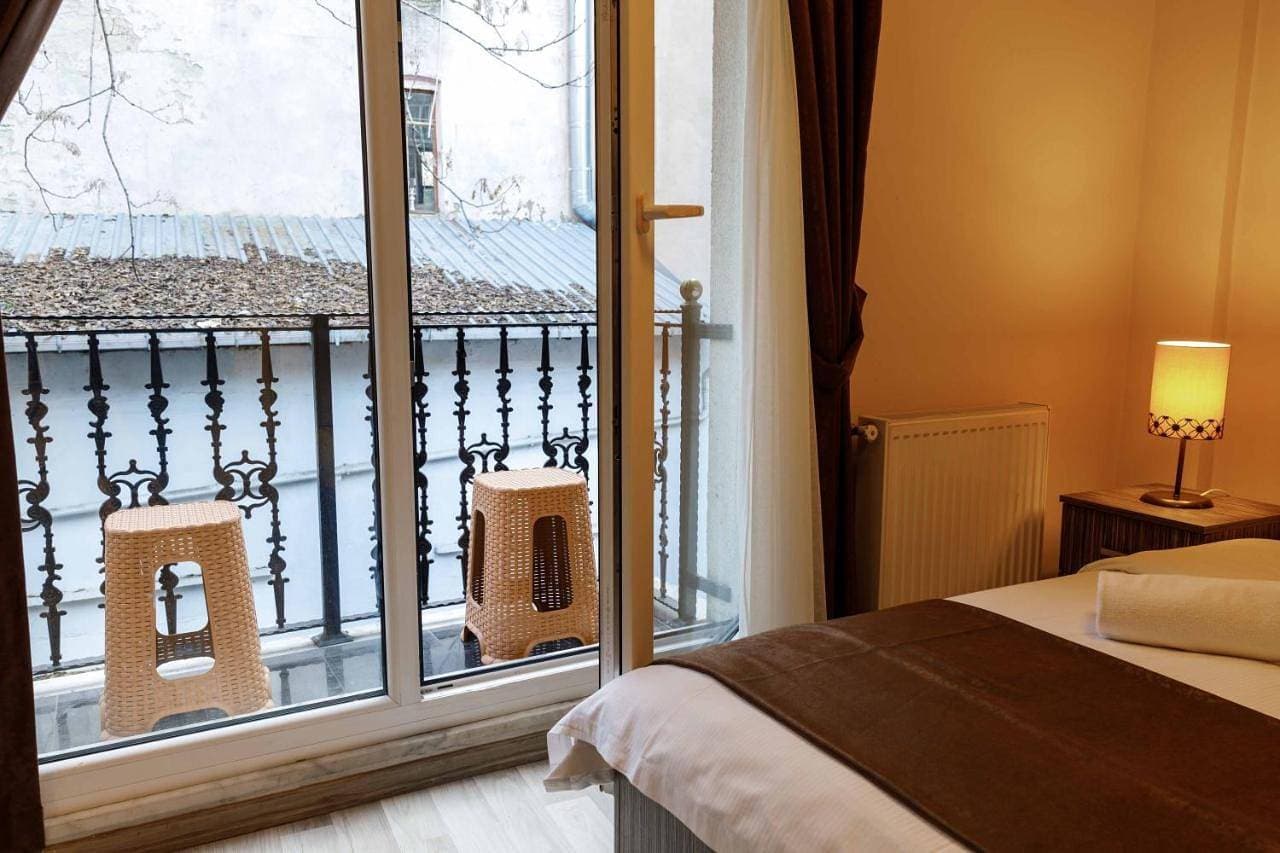 Foto 4 von 16: Deluxe Double Room with Balcony