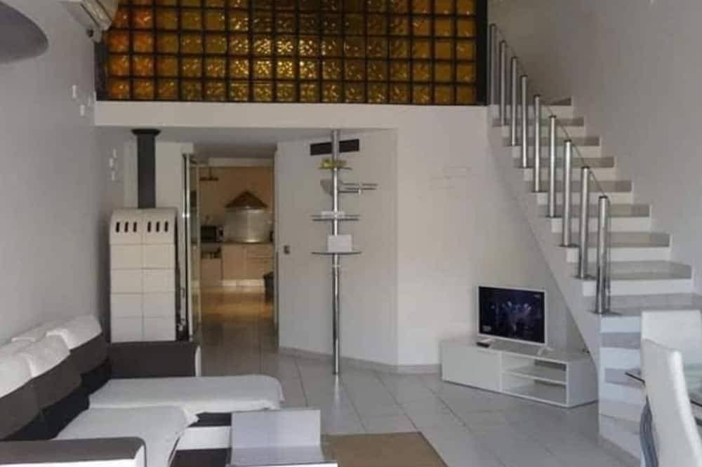 Foto 7 von 30: Borgo, Korsika – 75 m² große Ferienvilla mit direktem Strandzugang