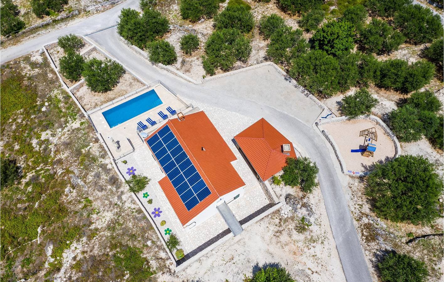 Foto 9 von 45: Trendige 1-Zimmer-Wohnung mit Pool und WLAN, 1,5 km vom Strand entfernt