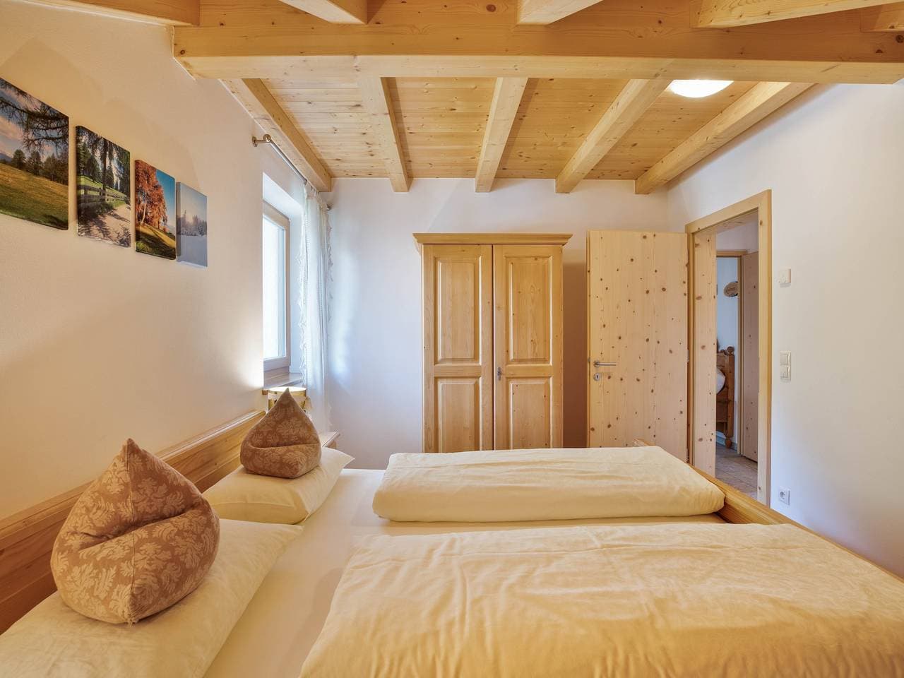 Foto 13 von 30: Ferienwohnung "Latemar - Wernerhof" mit Bergblick, Balkon & Garten