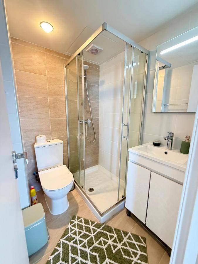 Foto 5 von 13: One-Bedroom Apartment with Balcony and Sea View