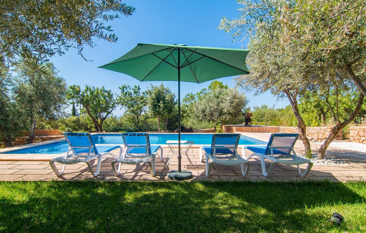 Foto 13 von 52: Apartment mit Meerblick, Pool und Terrasse, 1,5 km vom Strand entfernt