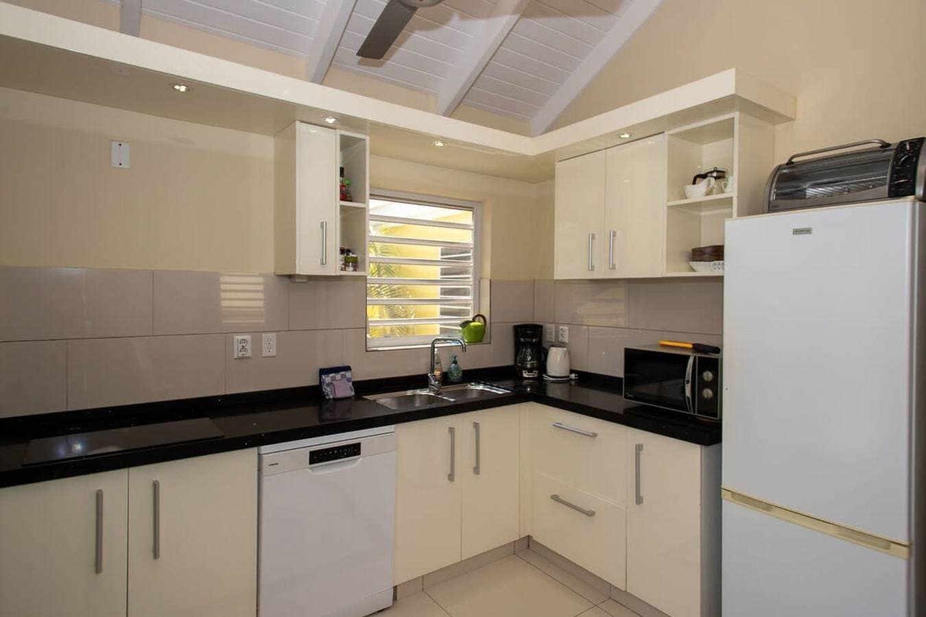 Foto 4 von 21: Ferienwohnung für 4 Personen mit Terrasse