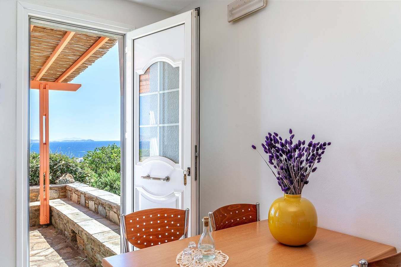 Foto 9 von 20: Ferienhaus 'Anemologio 203 Tinos' mit Meerblick, WLAN und Klimaanlage