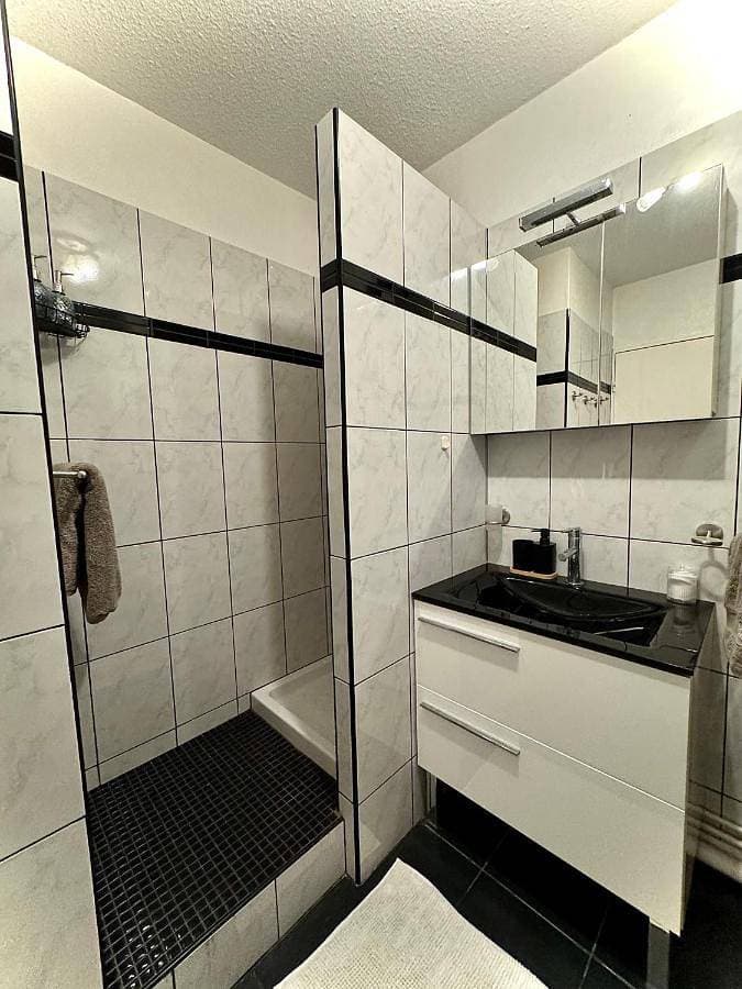 Foto 5 von 13: One-Bedroom Apartment