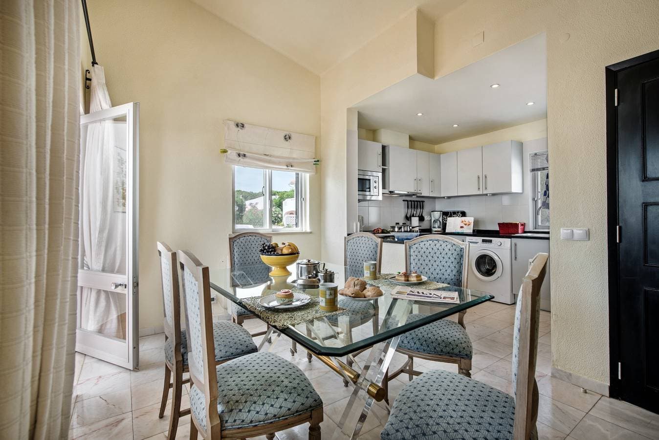 Foto 12 von 25: Ferienwohnung "Mng Elliott 90c" mit privater Terrasse und WLAN