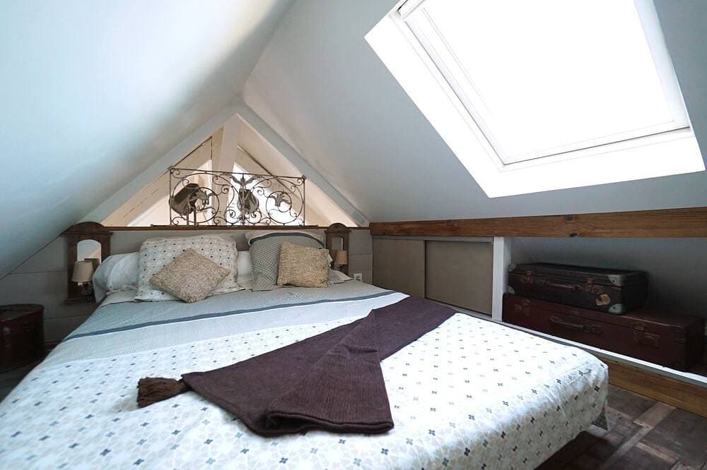 Foto 4 von 29: Apartment-Apartment-Ensuite mit Bad-Blick auf den Kanal