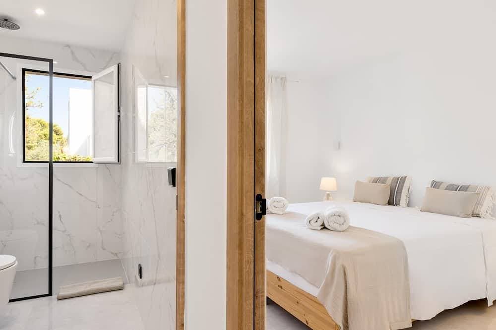 Foto 3 von 25: Villa Sa Sirvi - Atemberaubende Villa