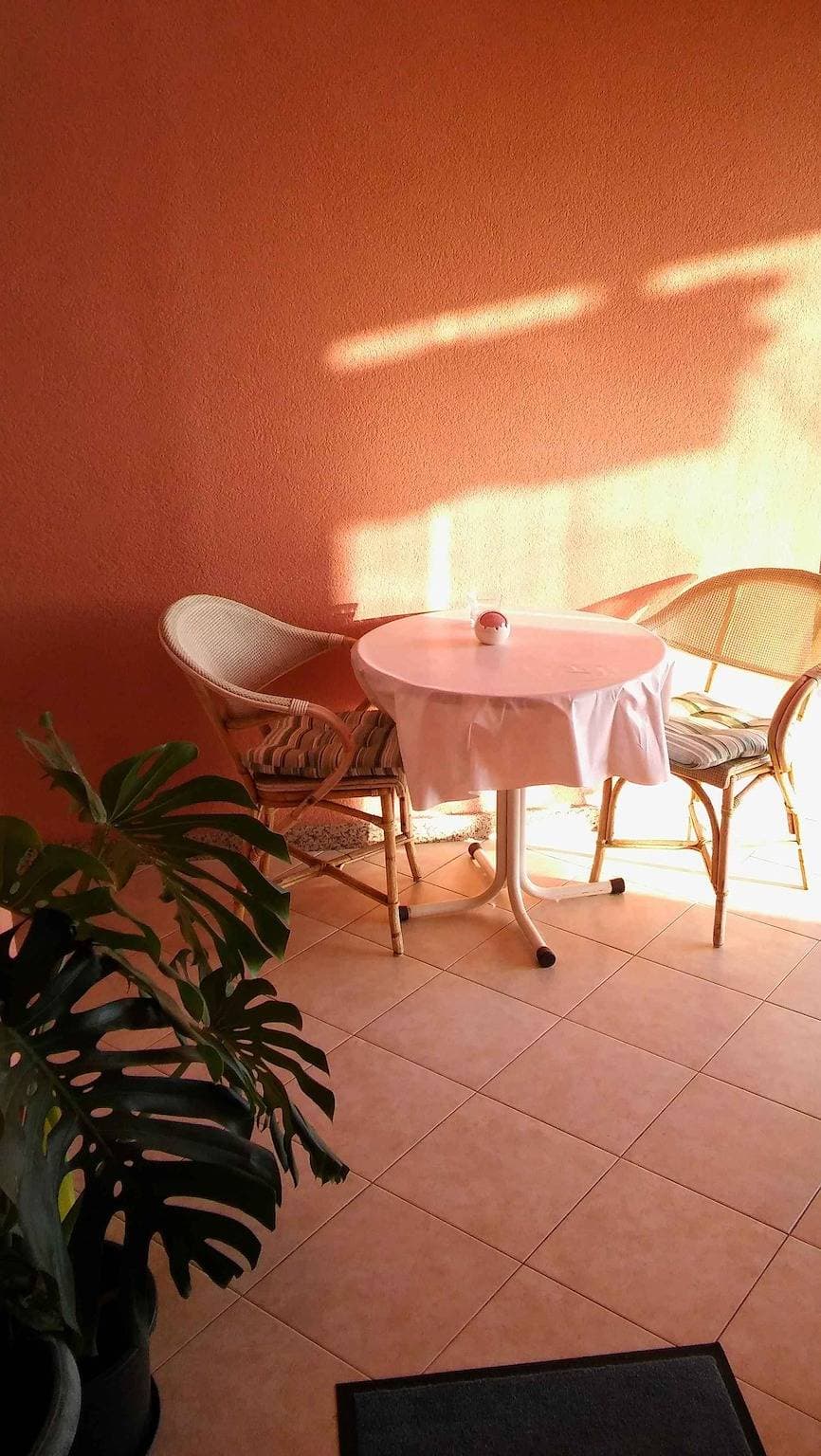 Foto 11 von 21: Ferienwohnung mit Terrasse und Klimaanage