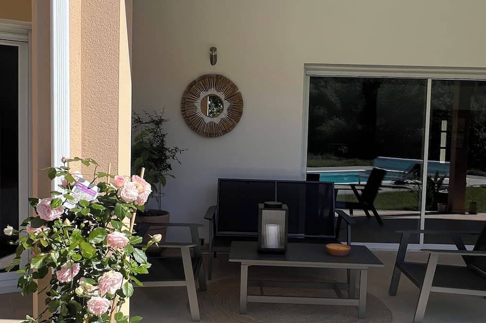 Bed & Breakfast Suite Sable, with a view of the pool and terrace 1