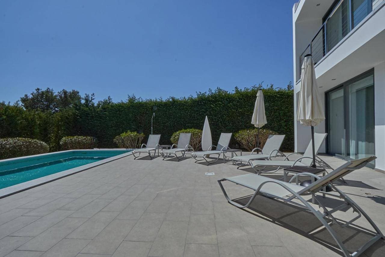 Foto 9 von 37: Villa with Private Pool