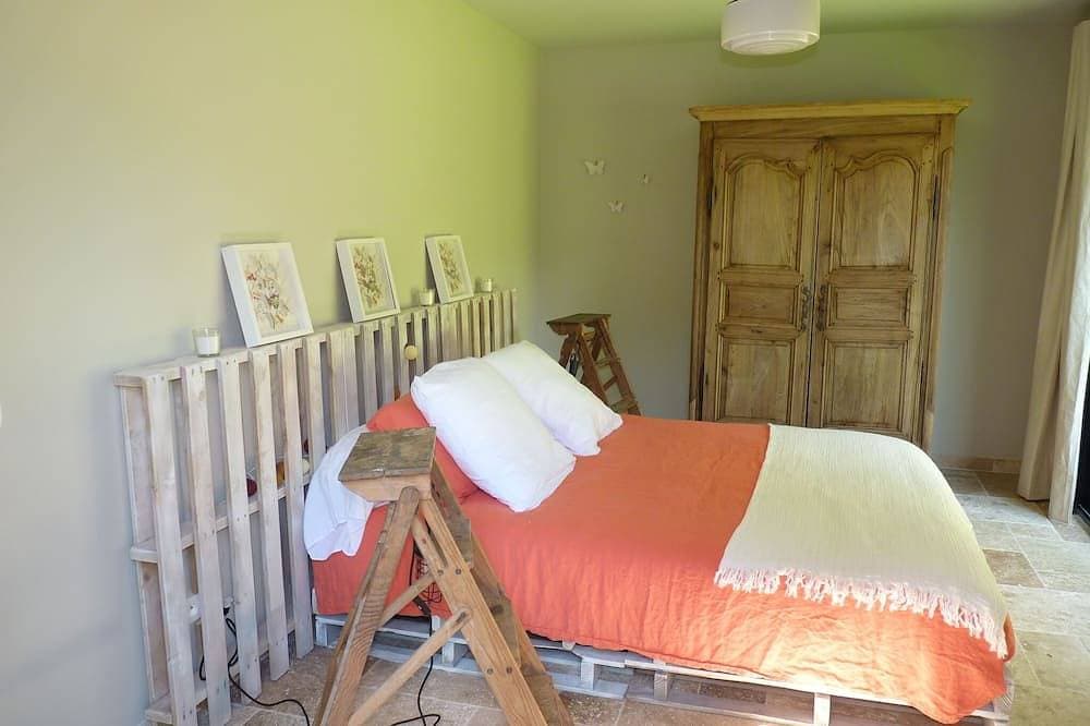 Foto 5 von 24: Bastidon 18. mit exklusiven Pool wieder in 7 ha großen Parks.
