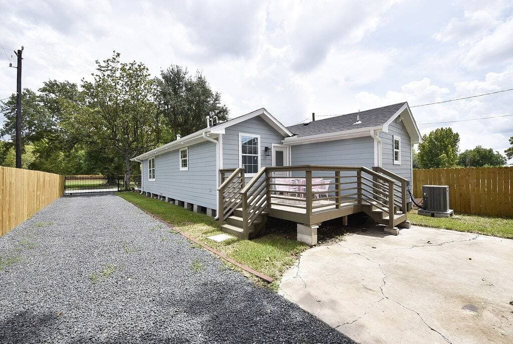 Cheerful Bungalow 1