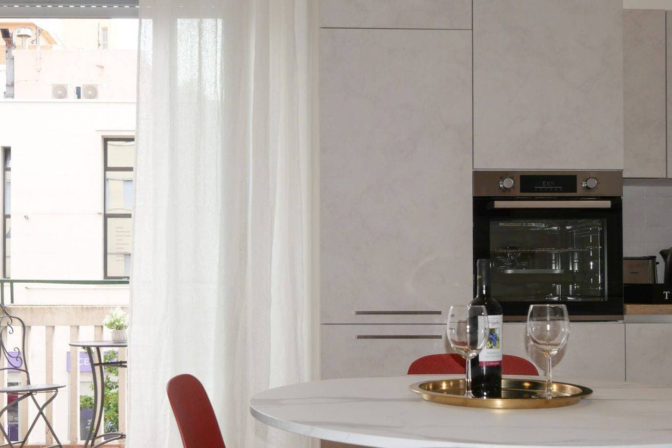 Foto 5 von 25: Ferienwohnung für 4 Personen mit Balkon/Terrasse