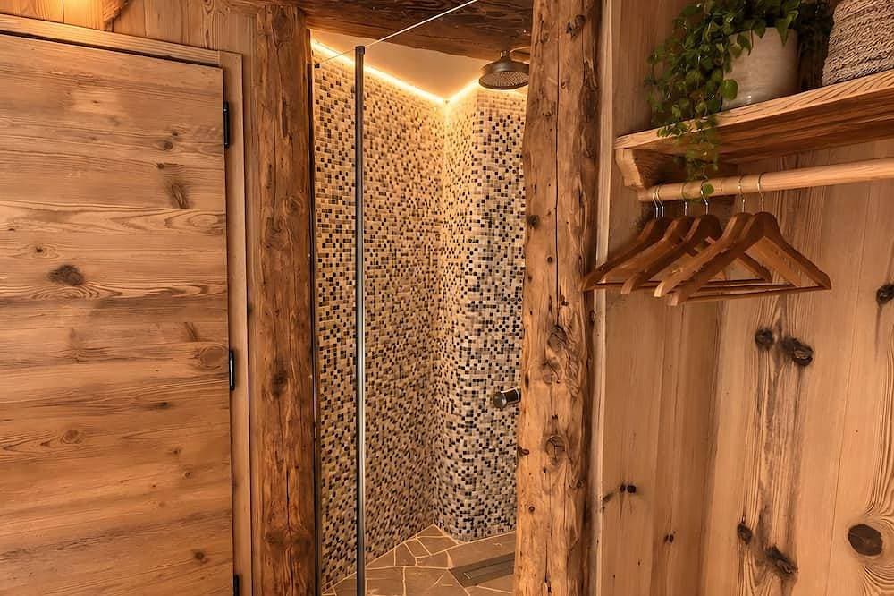 Foto 7 von 25: Zimmer „Camera Rododendro“ mit Bergblick, WLAN und Klimaanlage