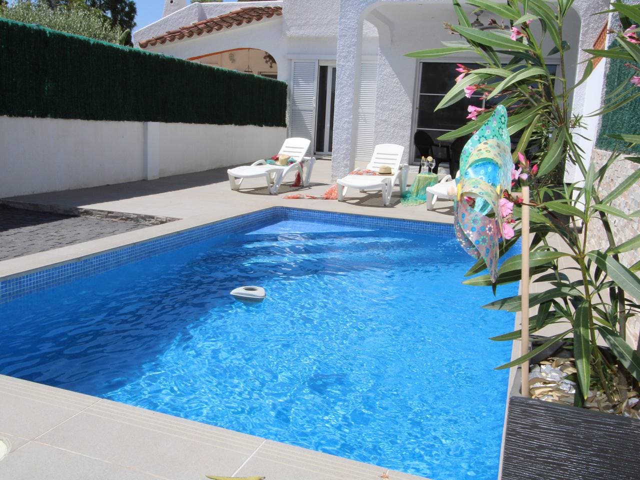 Foto 4 von 36: Ferienhaus am Meer mit Pool, nahe Hundestrand, gratis WLAN, Klima optional, Haustiere erlaubt