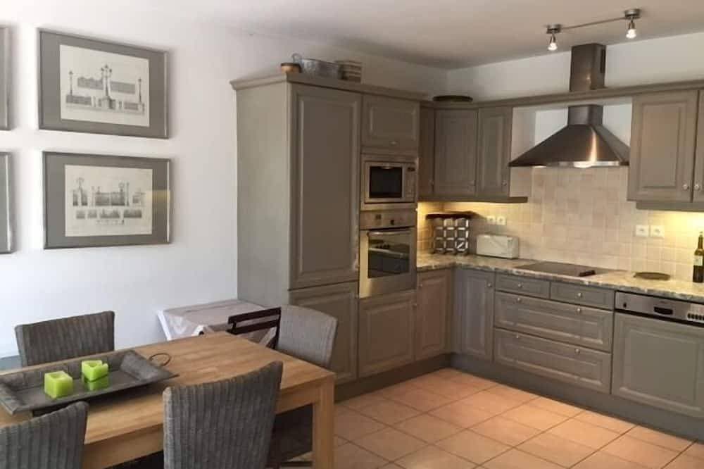 Foto 9 von 17: Apartment mit 2 Schlafzimmern, Parkplatz und Aufzug in Lourmarin
