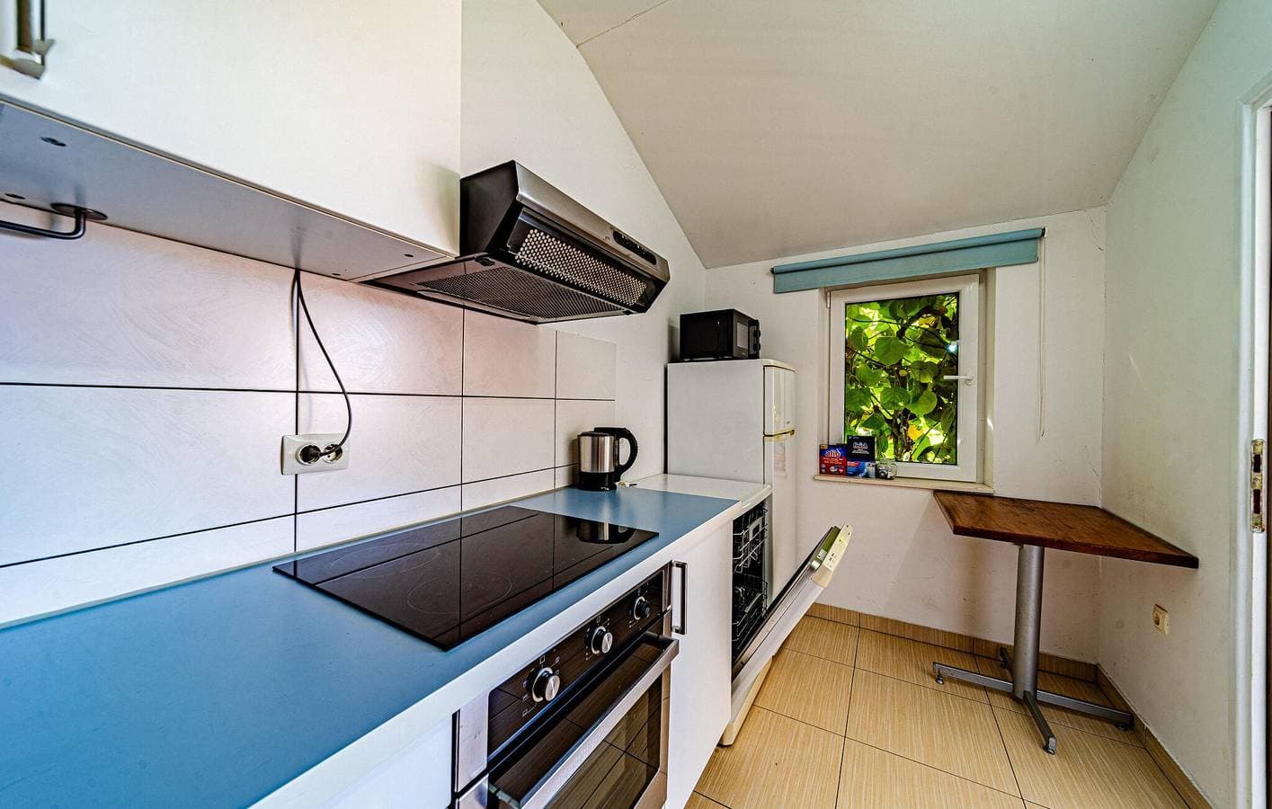 Foto 10 von 21: Gemütliche Ferienwohnung mit Terrasse, WLAN und Parkplatz in der Nähe des Strandes Tri Žala
