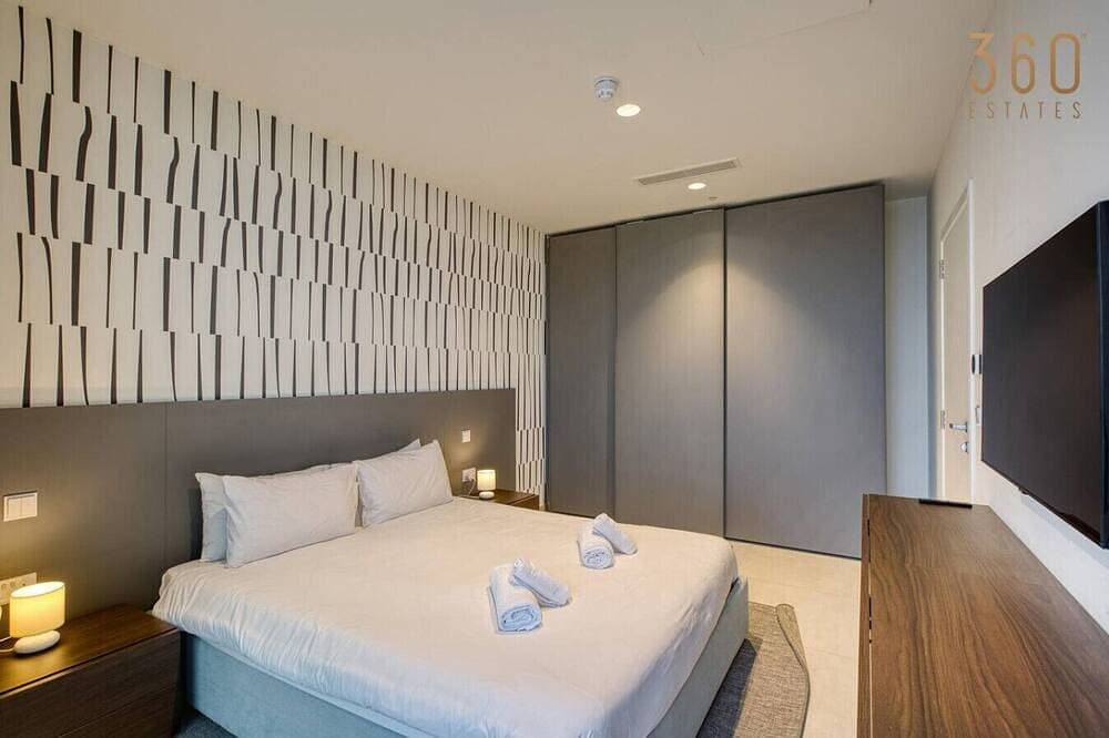 Foto 6 von 30: Luxury Living with Pool in Mercury Tower