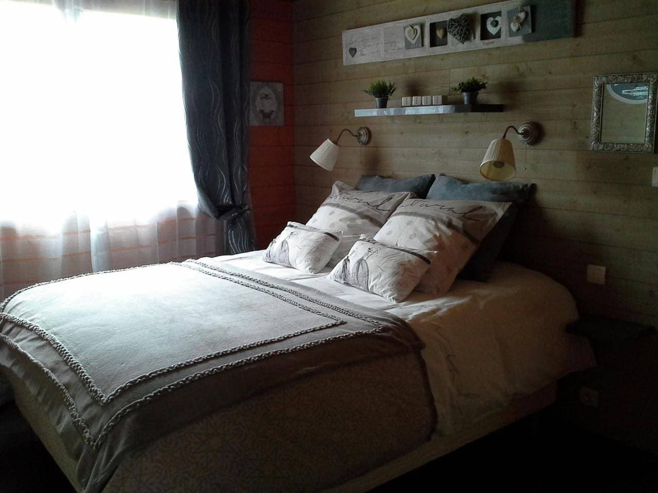 Foto 11 von 30: Three-Bedroom House