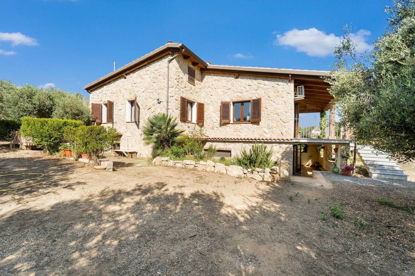 Foto 2 von 24: Villa "Is Sorrisi" mit privater Veranda zwei km vom Meer entfernt