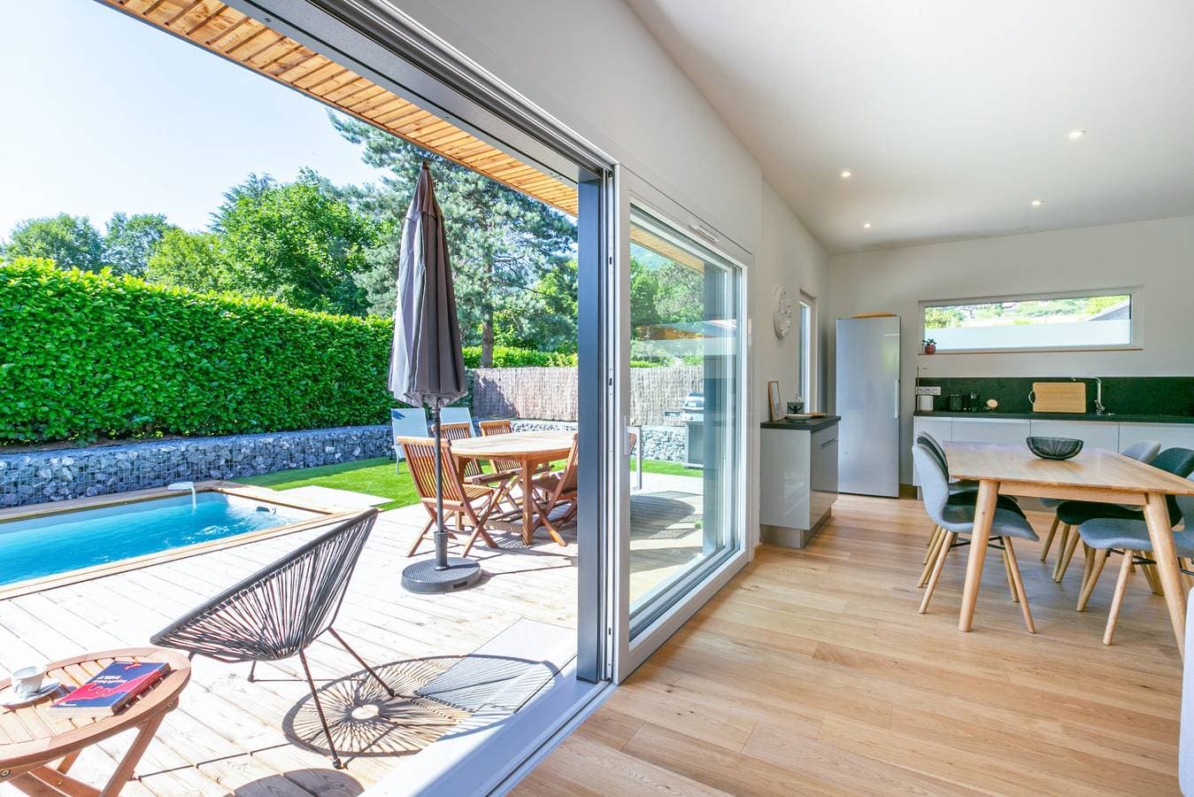 Foto 4 von 20: Maison Booa 4* – Piscine privée & Lac à proximité