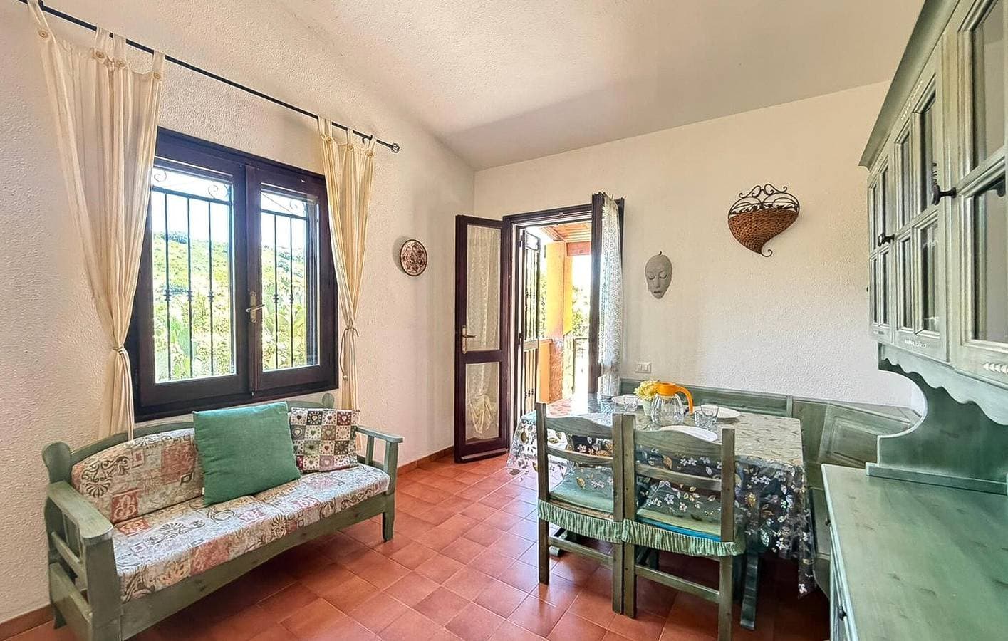Foto 9 von 16: Gemütliche Ferienwohnung mit Terrasse, Küche und WLAN – 700 m vom Strand von Costa Rei entfernt