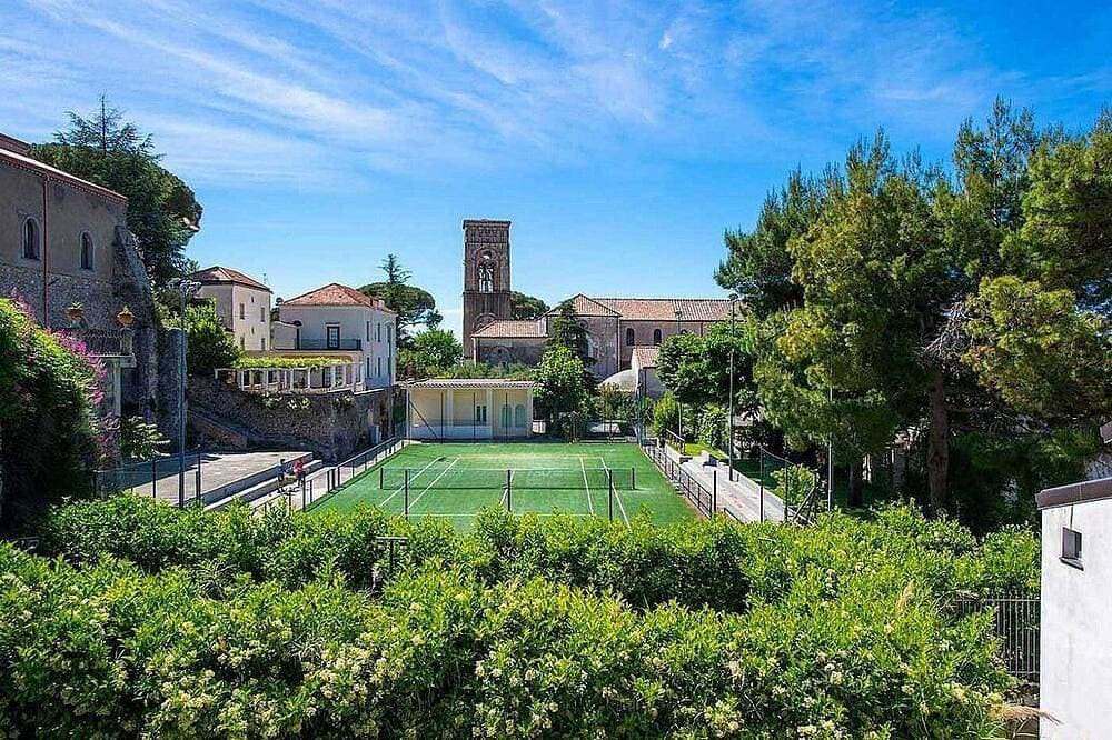 Foto 13 von 24: Villa Elicona C: A welcoming apartment situated in a central location, at a short distance from the Cathedral of Ravello, with Free Wi-Fi.