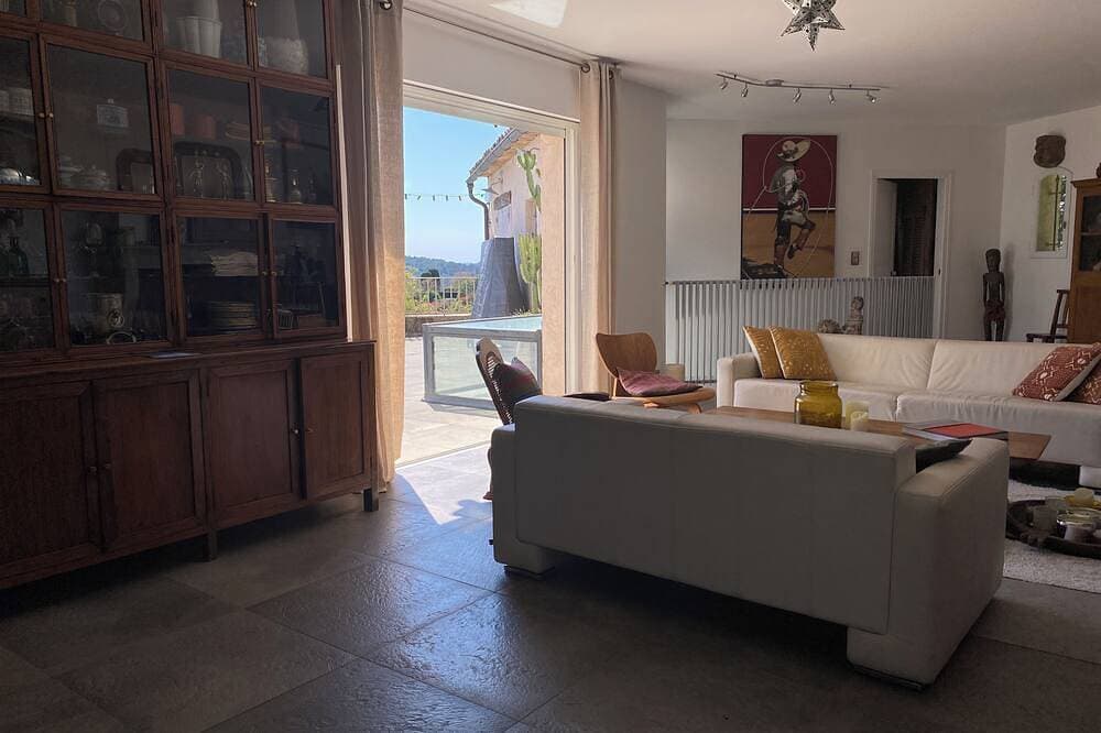 Foto 12 von 30: Zeitgenössische Villa mit Meerblick und Infinity-Pool – Nähe Saint-Paul de Vence
