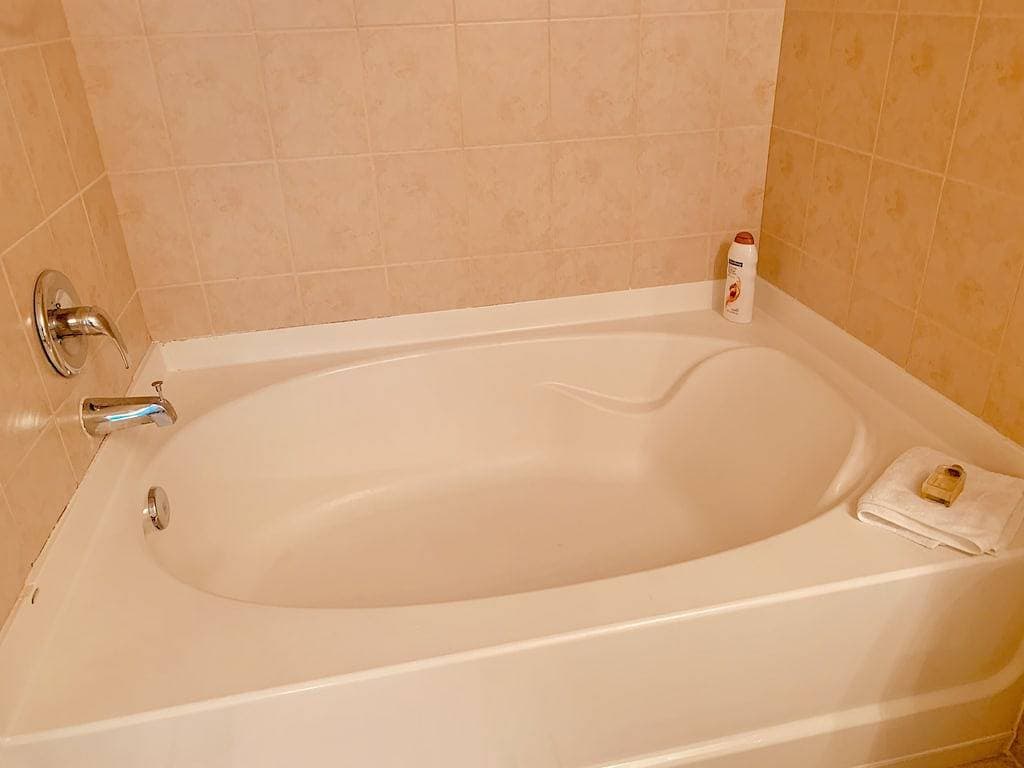 Foto 6 von 11: Lovely Residence Condo Tropical Retreat!