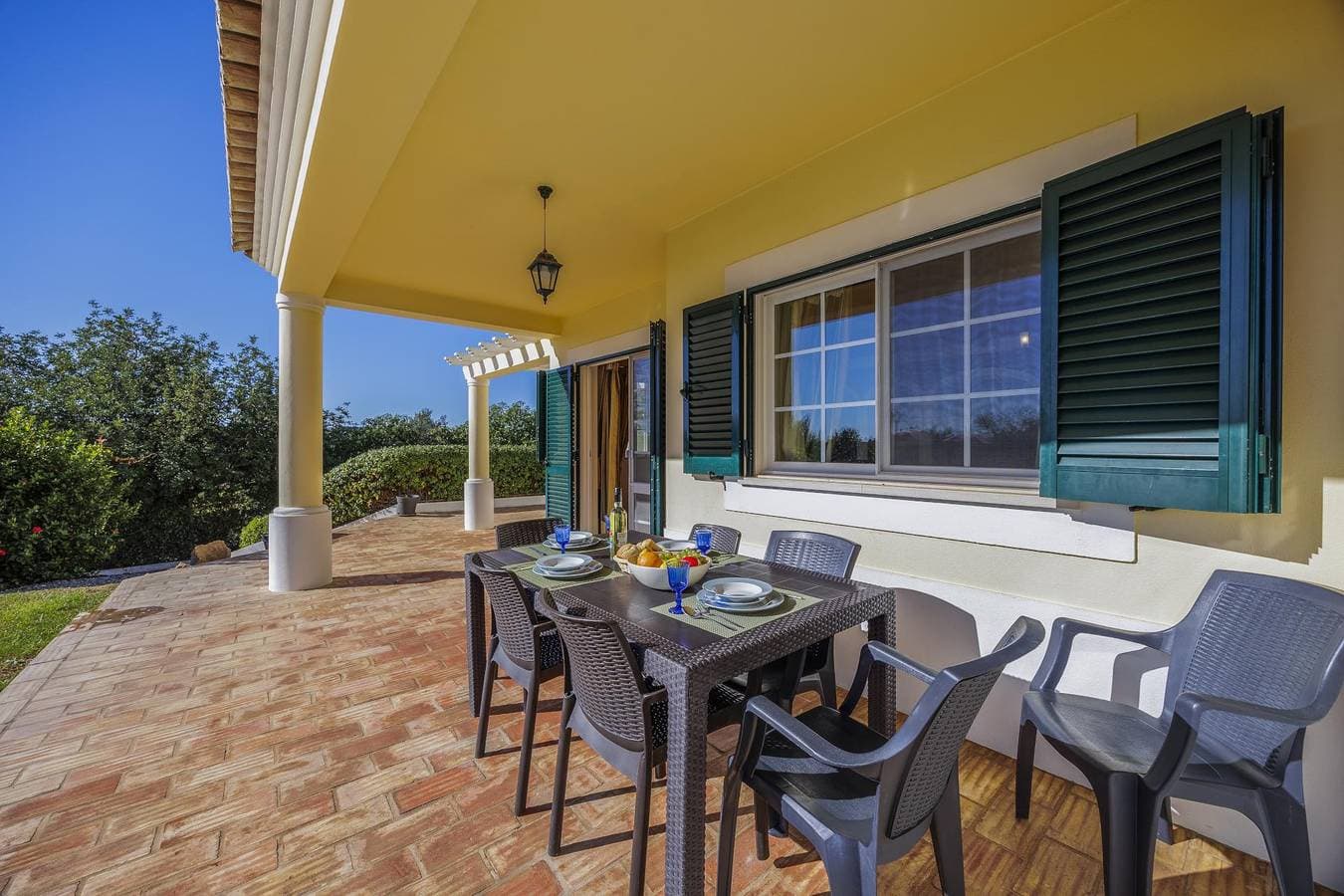 Foto 5 von 37: Villa für 6 Personen mit Garten