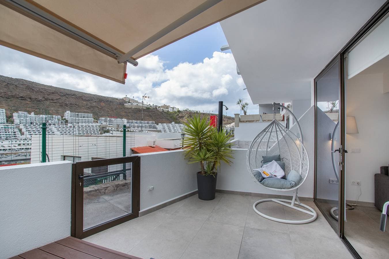Foto 4 von 24: Ferienwohnung 'Sun and Serenity Pool Wifi' mit Meerblick, Wi-Fi und Klimaanlage