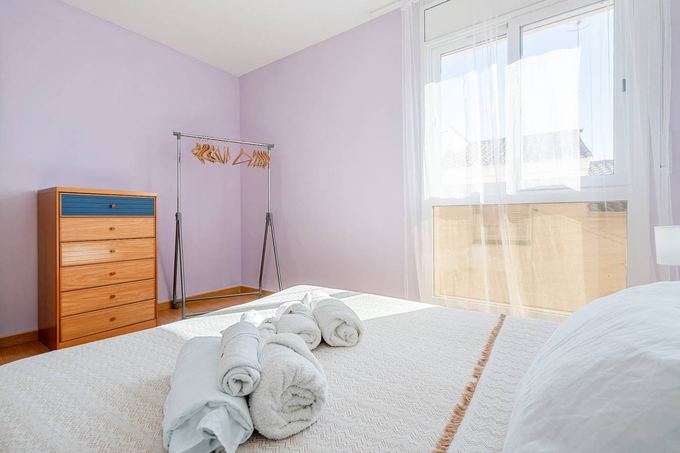 Foto 8 von 24: Ferienwohnung 'Dorada 1-2' mit Gemeinschaftspool, Garten und WLAN