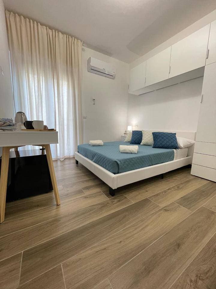 Foto 6 von 13: Double Room with Private Bathroom