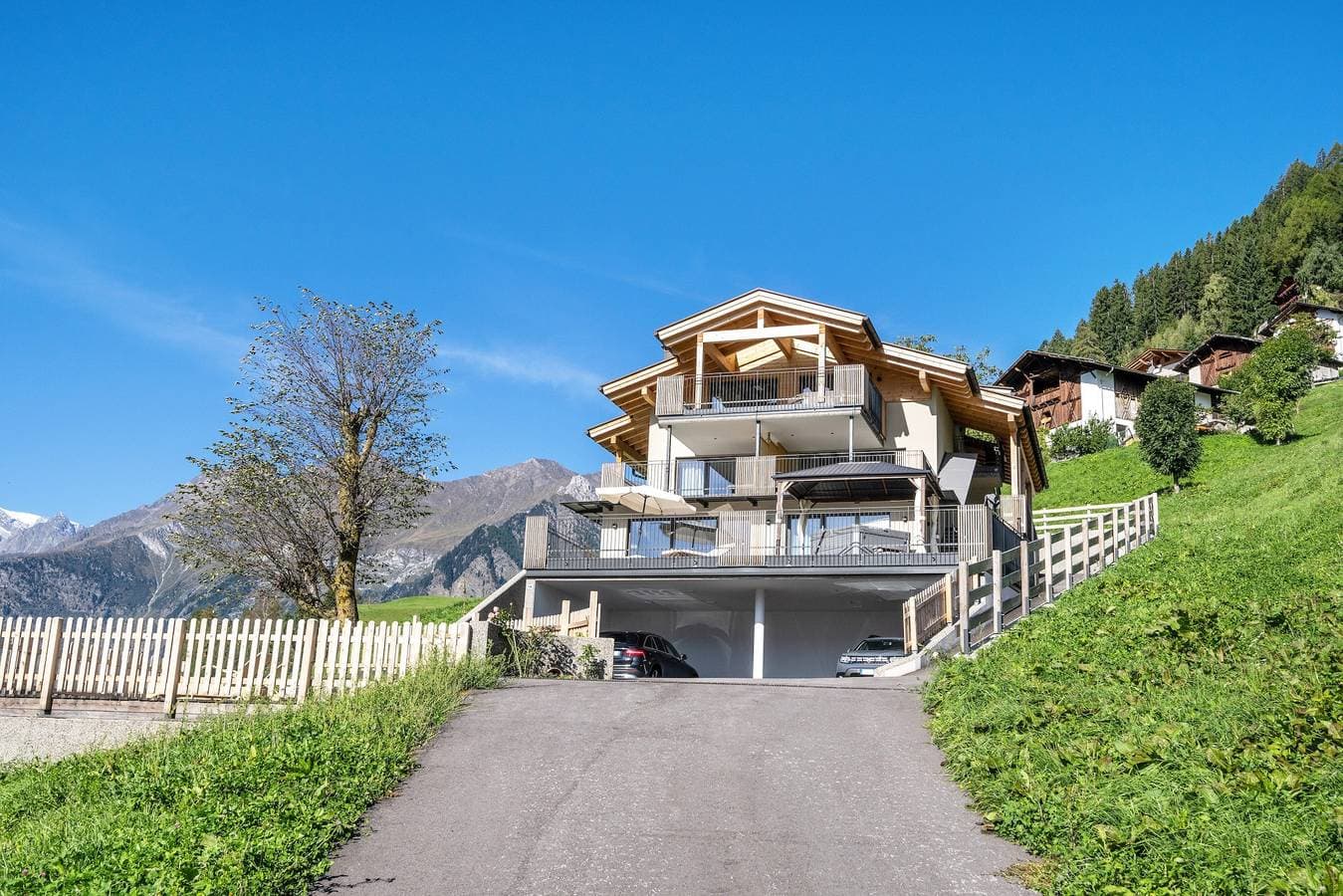 Foto 7 von 14: Ferienwohnung 'Sunnseitn Lodge Alps' mit Bergblick, privater Terrasse und WLAN