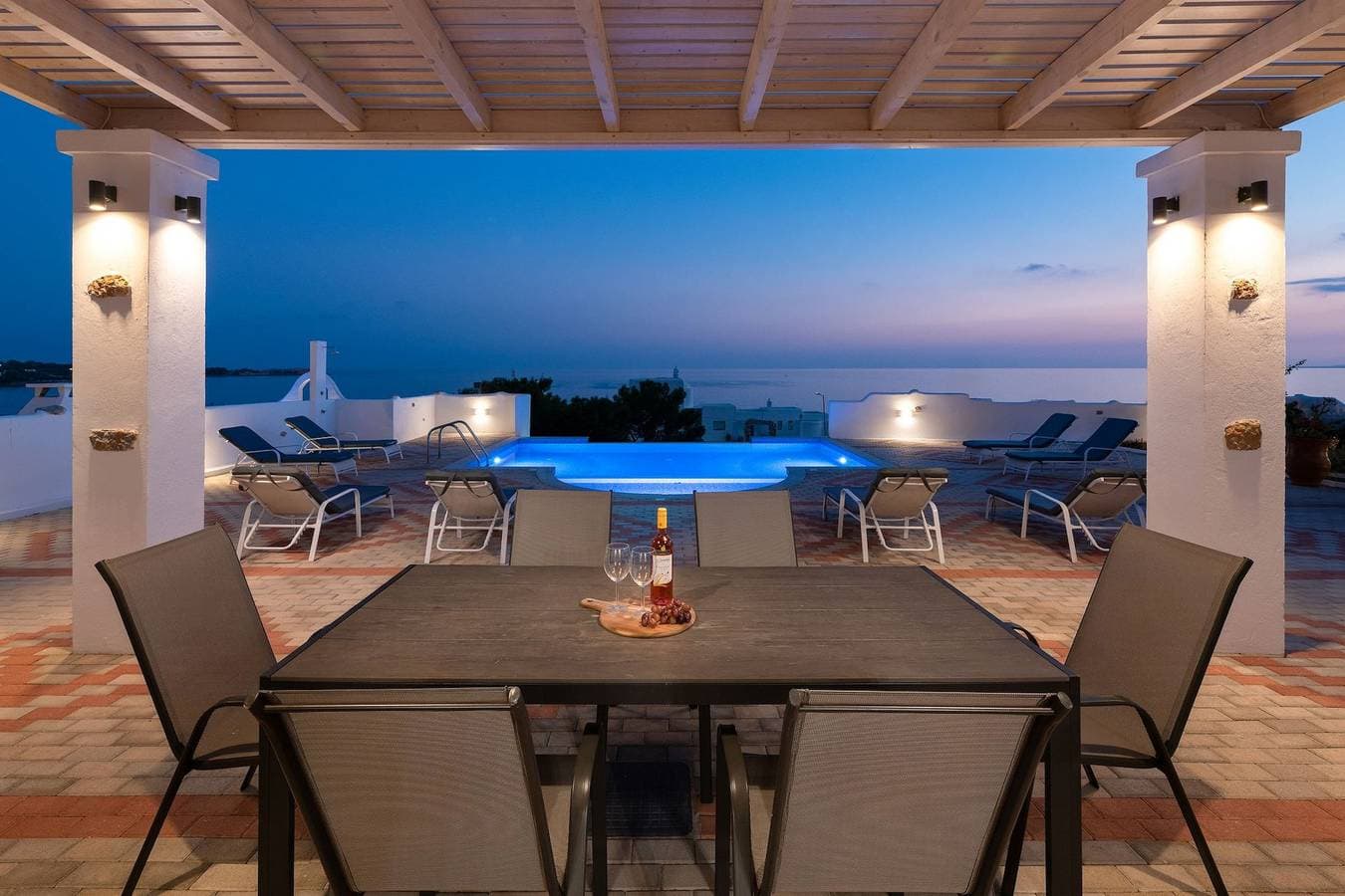 Foto 7 von 50: Villa für 8 Personen mit Balkon