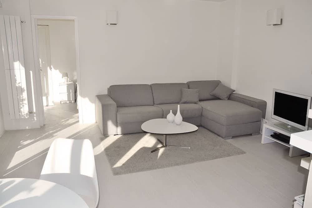 Schöne Ferienwohnung im Stadtzentrum mit 2 Zimmern, 100 m von den Strä 1
