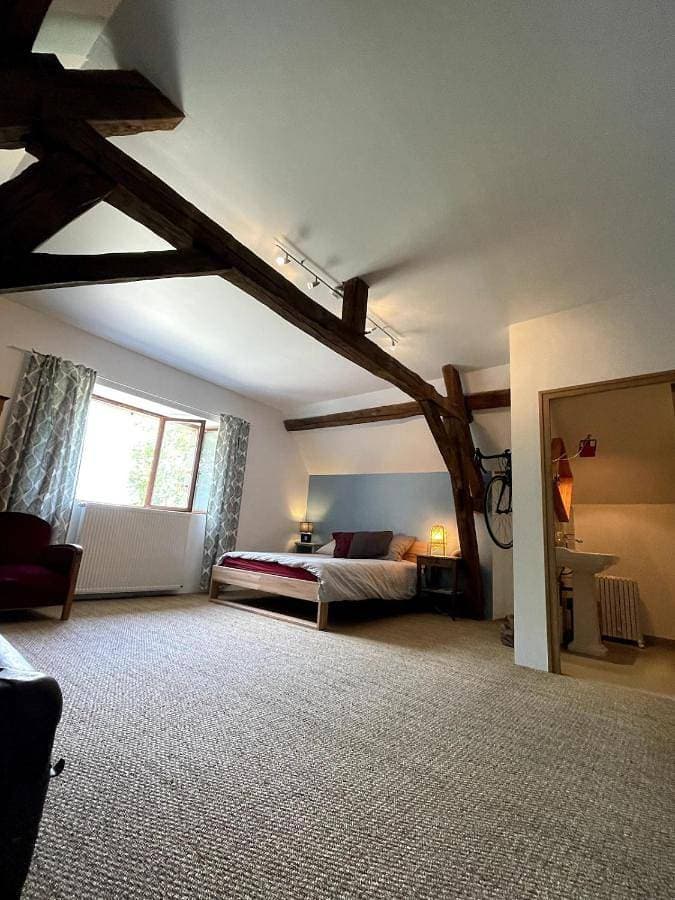 Foto 5 von 21: Six-Bedroom House