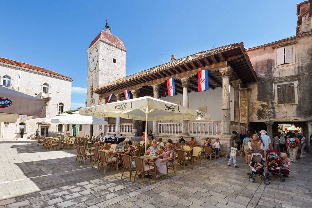 Foto 12 von 30: Stipe 2 mit einem Schlafzimmer, nur 100 m vom Strand in Trogir entfernt