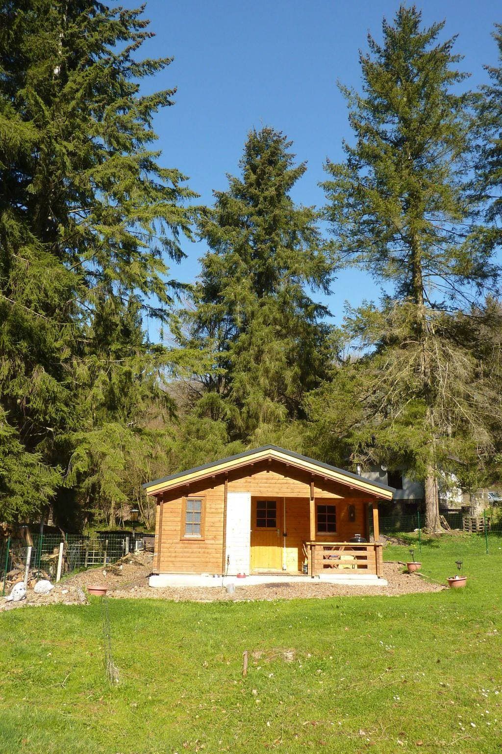 Foto 4 von 19: Holz-Blockhaus für vier Personen mit Terrasse