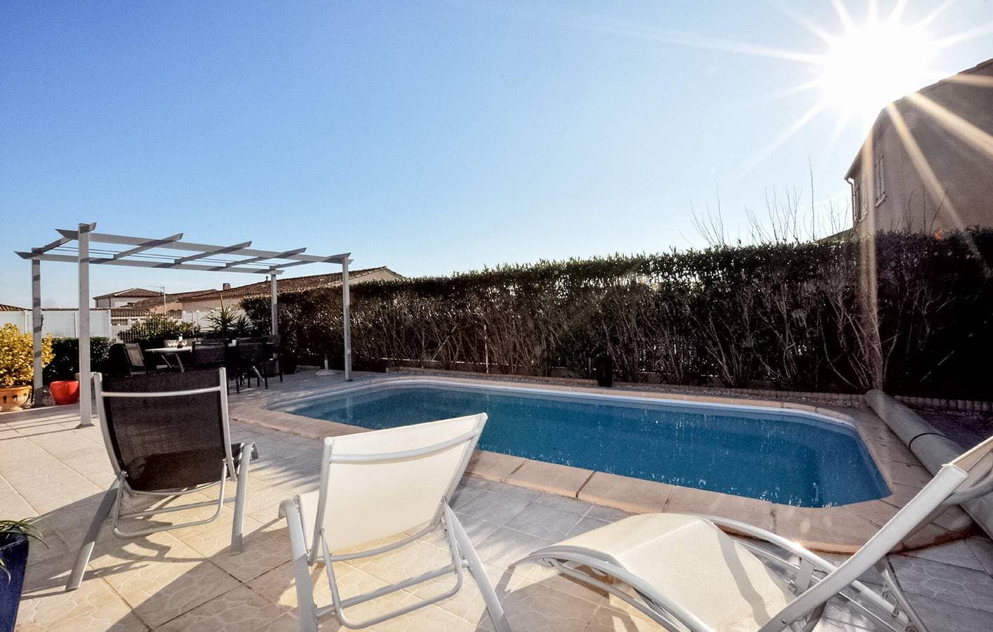 Foto 11 von 24: Charmante Wohnung mit Pool in Lézignan-Corbières